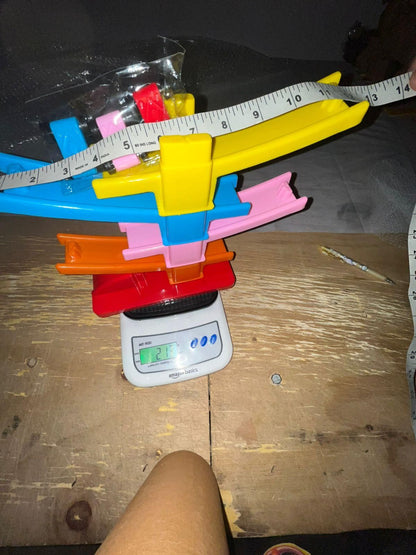 DIY Multilevel Racetrack Glider on Building Block Toys